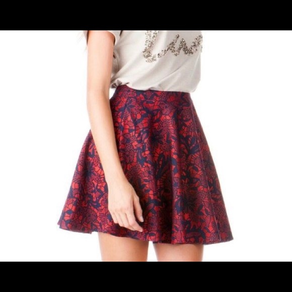 Francesca's Collections Dresses & Skirts - Francesca’s | Red w/ Navy Lace Detail Skirt